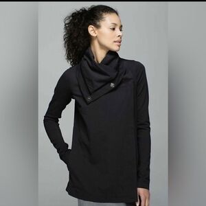 Lululemon Athletica black Savasana wrap jacket Size 6 funnel Neck Collar